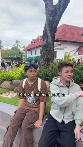 Ga semua, tapi ada…. :(