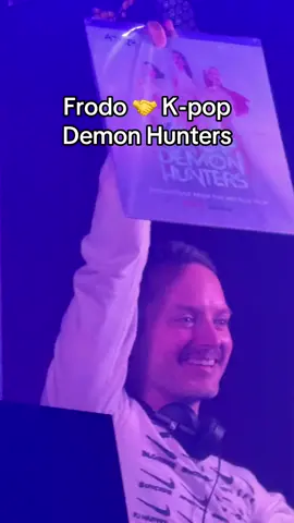 Thank you Elijah #lotr #kpop #lotrtok #kpdh #fyp