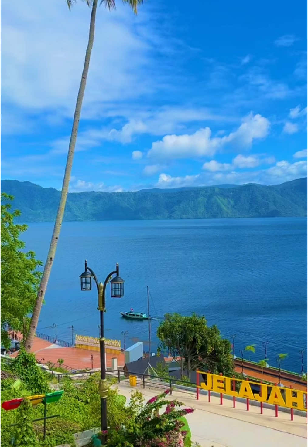 📍Keindahan Pasar Tematik, Lampung Barat🥹🥰 #pasartematik #pasartematiklumbokseminung #pasartematiklampungbarat #fyppppppppppppppppppppppp #fypage #fypp #fyppppppppppppppppppppppp #danauranau 