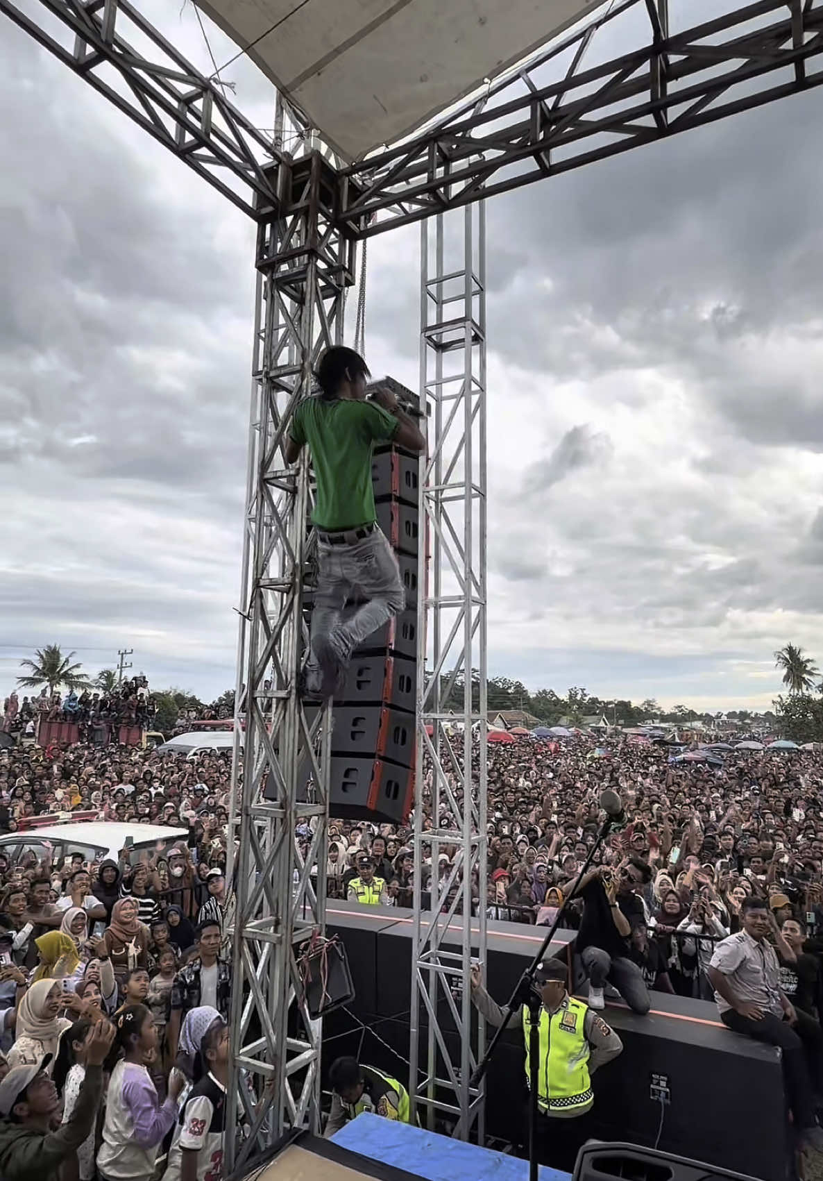konser wong blitang 😅 di acara pernikahan bang anggun