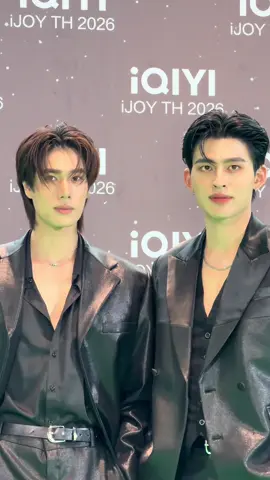 #ปอนด์ภูวินทร์  ร่วมเดิน GREEN CARPET ในงาน iQIYI iJOY TH 2026 💚 📍 EM SKYE, 14 FL, EMTOWER, ESPHERE #iQIYIiJOYTH2026 #iQIYI #EMSPHERE #EMDistrict 