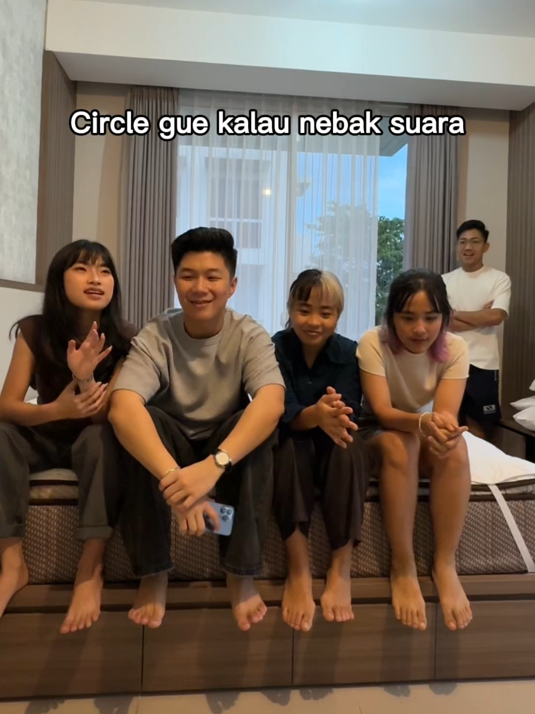 kreatifnya siapa sih bikin game susah banget😅 @femia @fira maringka @Kevin Millenio @kesun☀️ @Titus (anak papi) #trioreog #fyp 