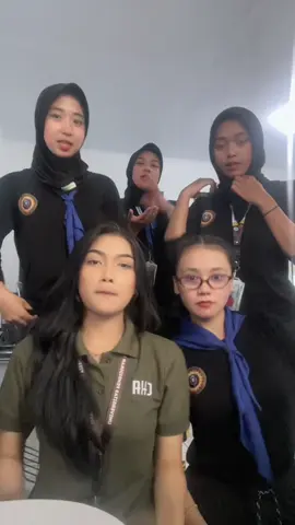 sesuai kepercayaan masing-masing yaa