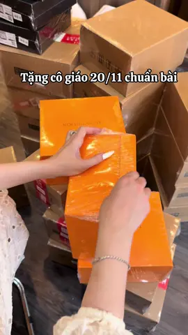 Tặng cô giáo 20/11 #xuhuongtiktok #tuixachnu 