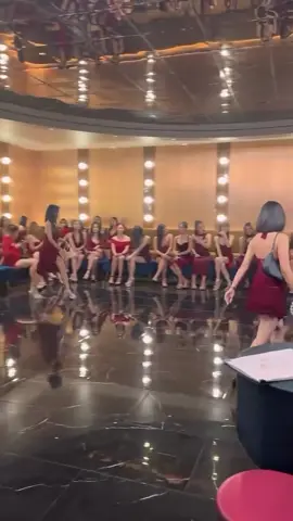 河內KTV - 來體驗 #ktv #karaoke #卡拉ok #trungquoc #美麗的女孩 