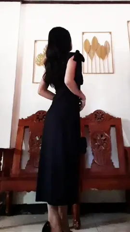 this one side shoulder ribbon bodycon!!🤩💅  #bodycondress #dress #onesideoffshoulder #christmaspartyoutfit #trending @TrendSetterBoutique 