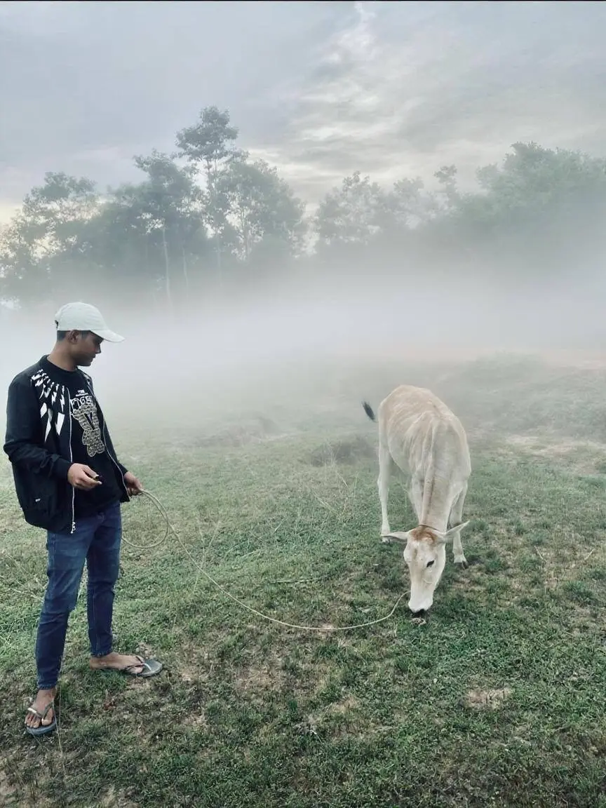 ខ្ញុំធ្លាប់ធ្លាក់ដល់បាតជាច្រើនដងមកហើយ ហើយក៏មិនរំពឹងថានិងមានអ្នកណាមកជួយដែរ..! #24hrmehaktaclean #zxycba 