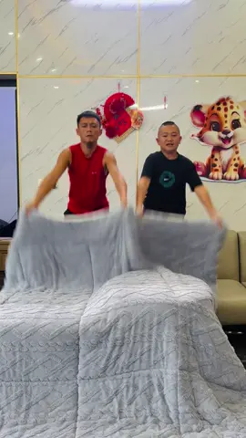 Năm nay bọn em không còn bán chăn nữa#tammaotv 