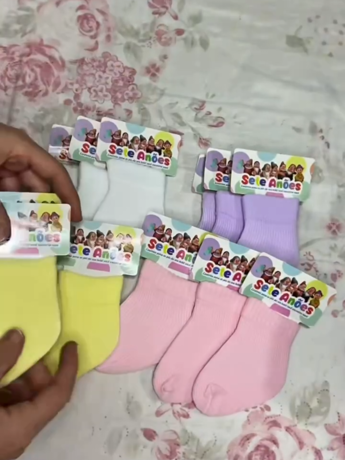 Dê uma olhada em KIT COM 12 POLIAMIDAS DE MEIA INFANTIL RN RECEM NASCIDO, MATERNIDADE, ENXOVAL, BEBE por R$19,49 - R$29,99. Compre na Shopee agora! https://s.shopee.com.br/8fKLgSNMZn #meiainfantil #meiadebebe #meia 