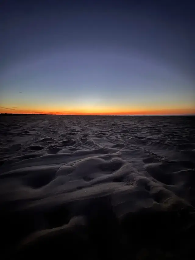 if i could, i’d start every morning by the beach #photodump 