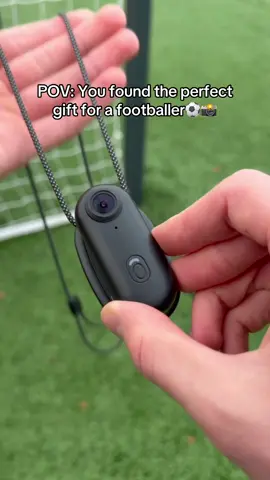 Don’t let them see this🫣 #football #pov #povcamera #snapcam #fyp 