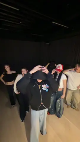 @ผมง่วงครับ @KJ @Pinptr @ทาร่า @Pxnkps 