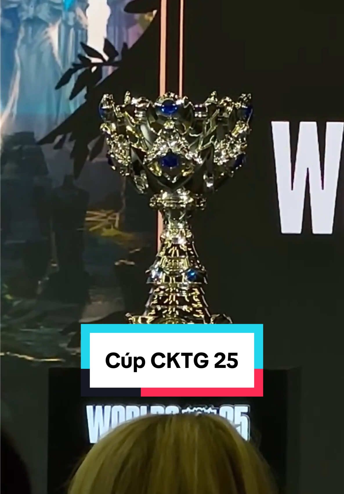 Thắng đời 1-0, cúp CKTG đang ở ngay trước mặt tui 😭🤲 #WorldsCreatorTrip #Worlds2025
