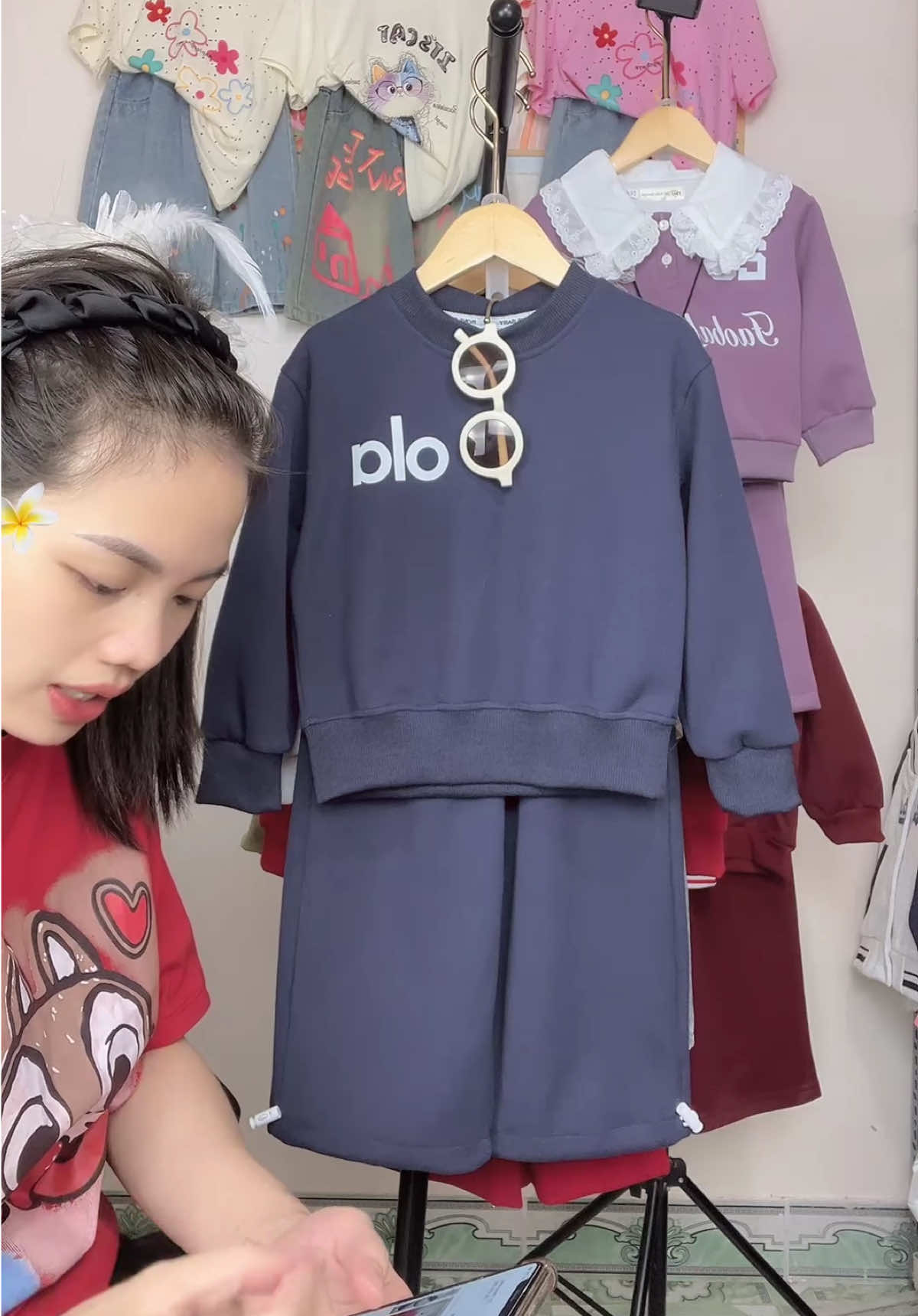 #livehighlights #tiktoklive bộ nỉ 2 da chữ OLA siu xinh hot cho bé diện thu đông đây ạ#setdobegai #thoitrangtreem #dobothudong 