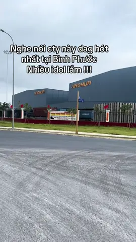 Hữu duyên được những idol haohua bình luận....😁😁#anhcongnhan 