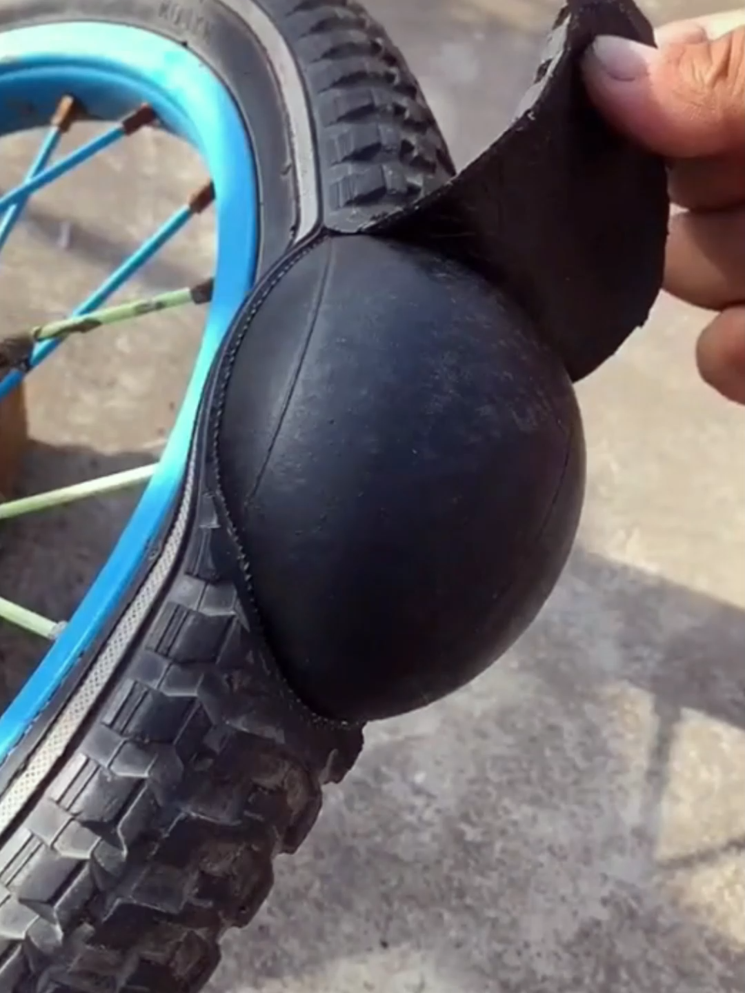 Brocin: solusi cepat perbaikan rumah#lemviral #Brocin #lem #lemsuperkua #lemkorea #cuantanpabata #brocincreator #lemsuperkuat #DIY