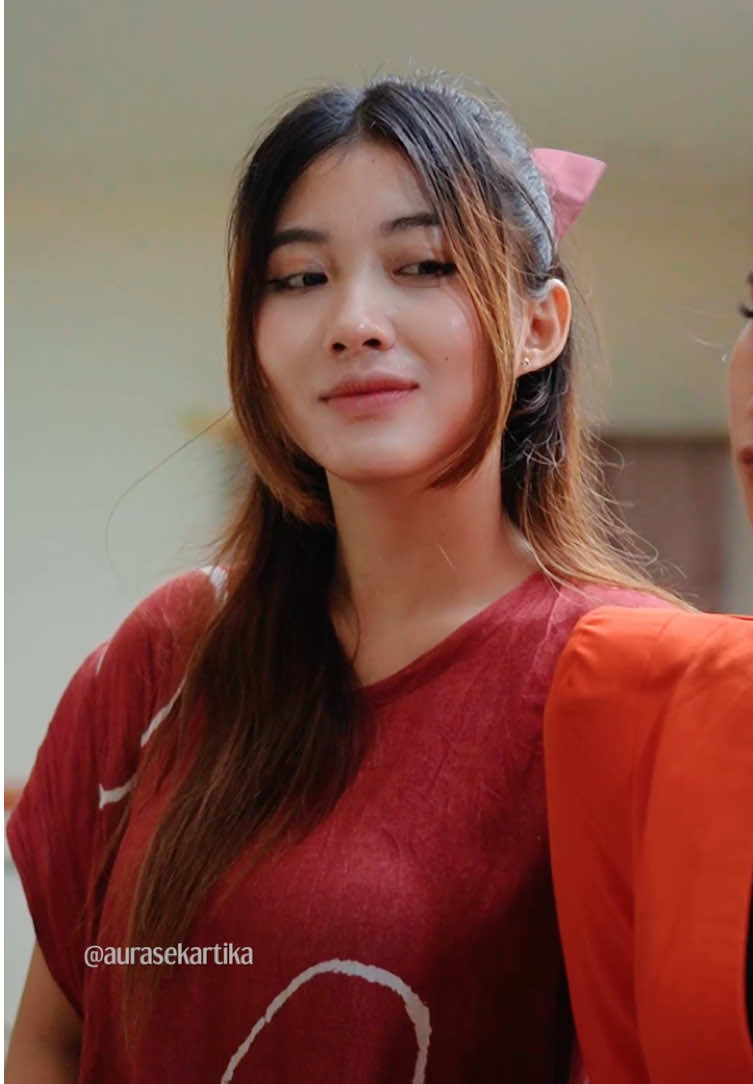 Aura jualan cilok? Kamu mesti cobain! #SerialTikTok #TikTokTainment #SuneedayCreative #AuraSekartika #kerja 