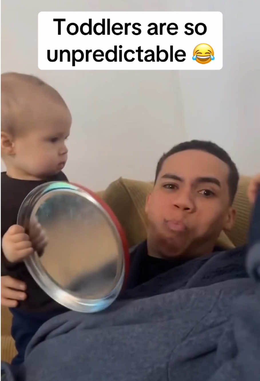Babies’ behavior is unpredictable 🤣🤣🤣#funnybaby #funnyvideos #kidsoftiktok #foryou #usa🇺🇸 