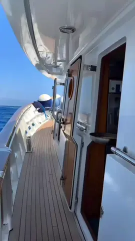 #creatorsearchinsights#SeaLife #ShipLife #OceanVibes #SailorLife