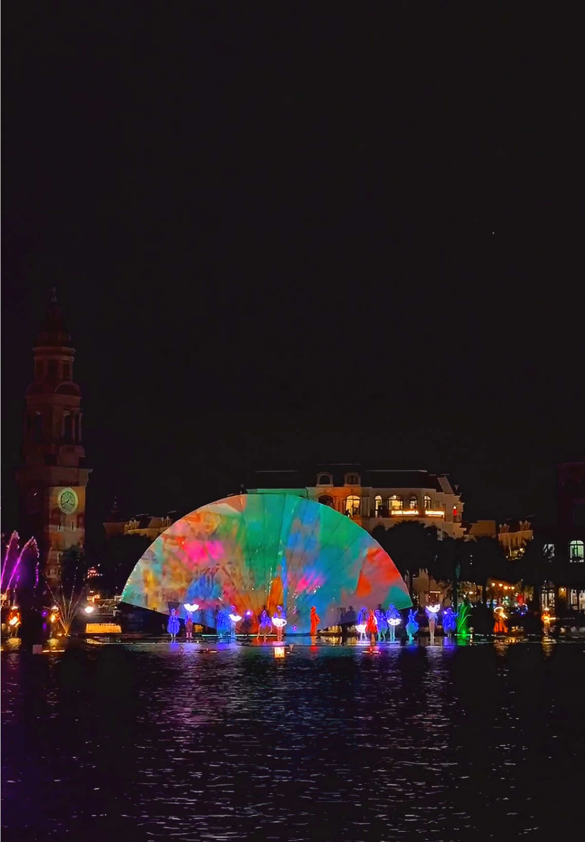 #CapCut Thành phố đáng ghé. 1 đêm diễn ở GrandWord, quá mãn nhãn #grandworldphuquoc #phuquoc #fyp #viral 