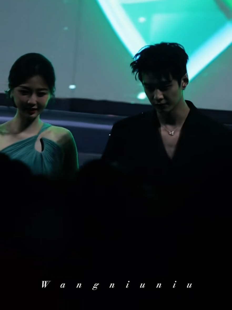 gandengan terus xinxin heyu 😍😍😍 siap2 nyambut cp baru 😍😍😍 #yushuxin #estheryu #speedandlove #iqiyiijoyth2026 