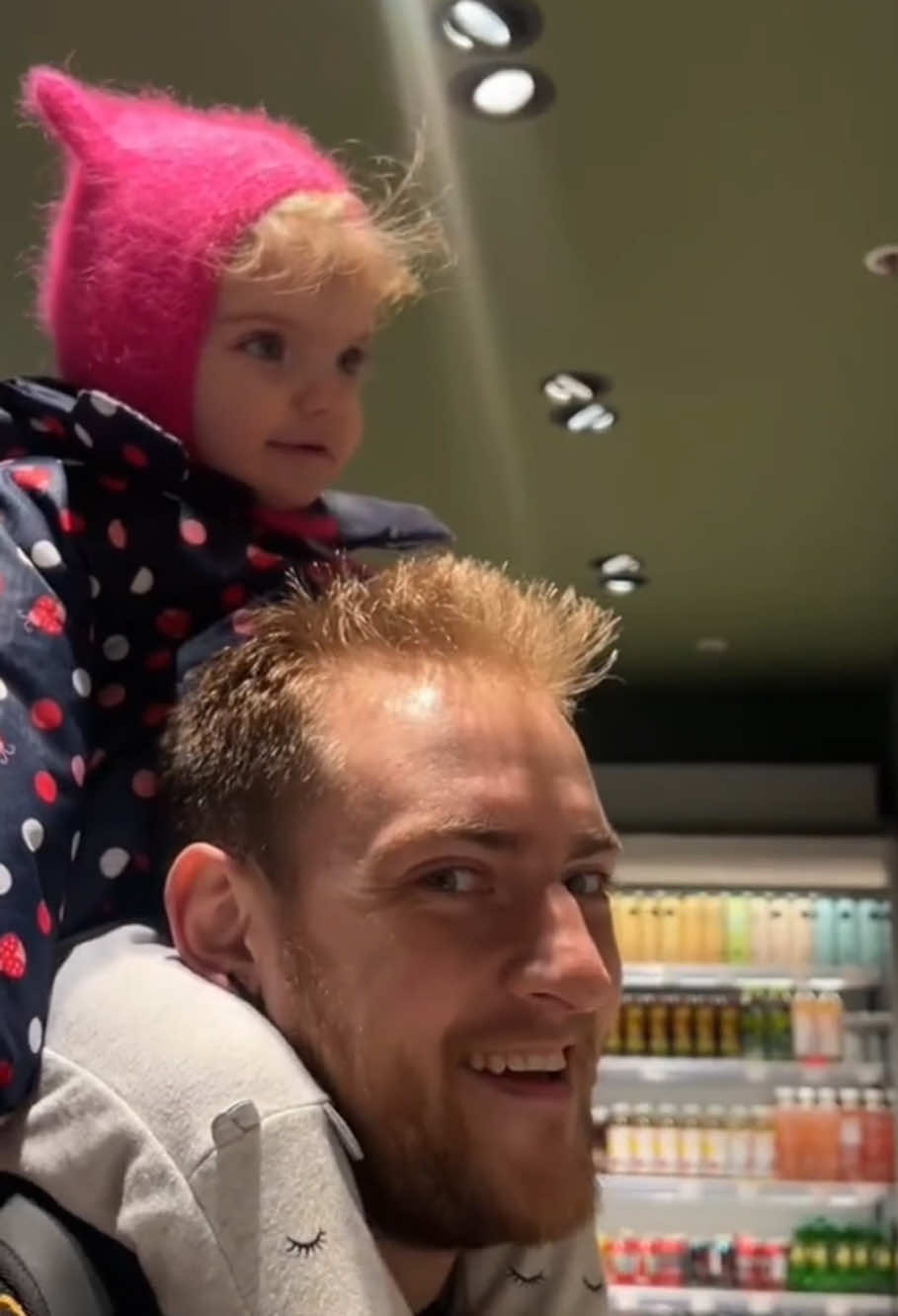Cute baby singing with daddy 🥰🥰🥰#dad #baby #cutebaby #funnybaby #kids #Love #babylove #babyfever #funnyvideos #babiesoftiktok #foryou #usa🇺🇸 