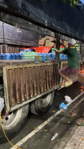 Bà con miền trung ơi hãy🇻🇳 đợi đoàn Tây ninh ra nhé em 💪🇻🇳🇻🇳