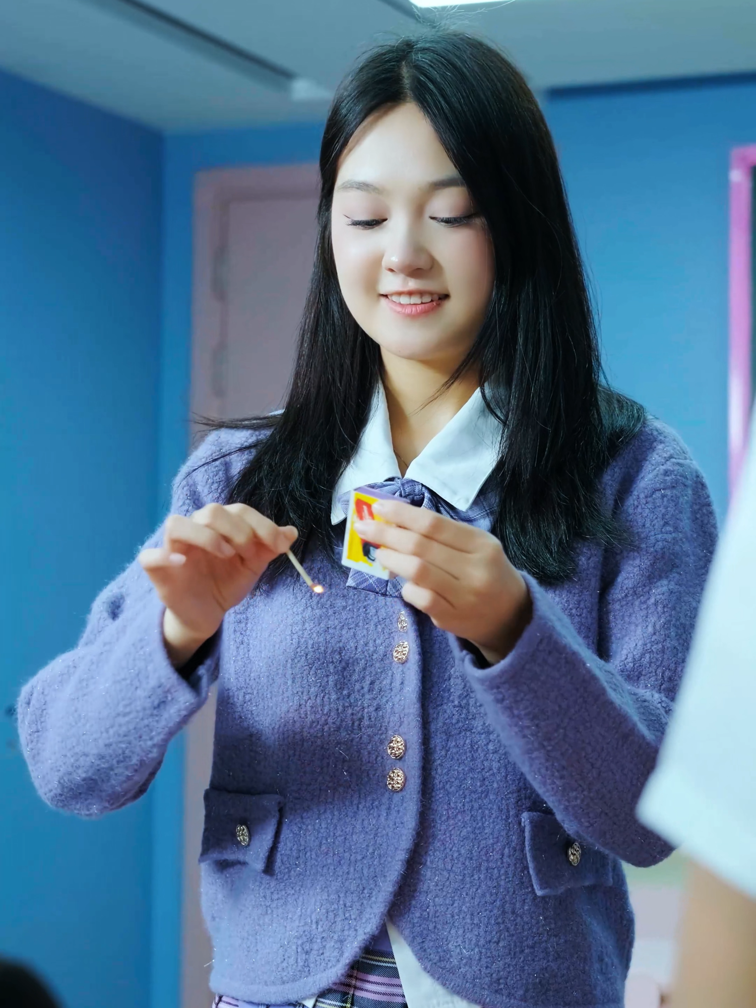 When the Candle Burned Out, Her Idea Lit Up 🕯️💡#CindyAnnie #schoolcrush #schooldrama #linhchihihi