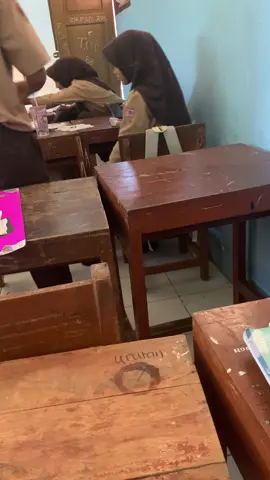 day 1 kelas jadi sarang kucing #fyp #rame #damkar #steman 