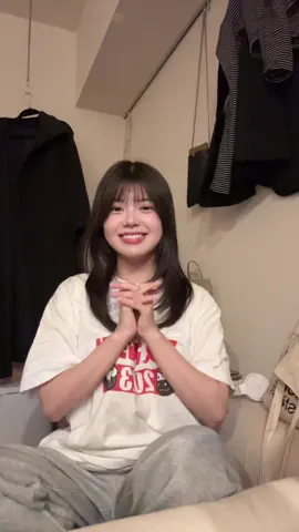 ⁡女子4人にガン見されてるからって照れない‼️踊れ‼️⁡