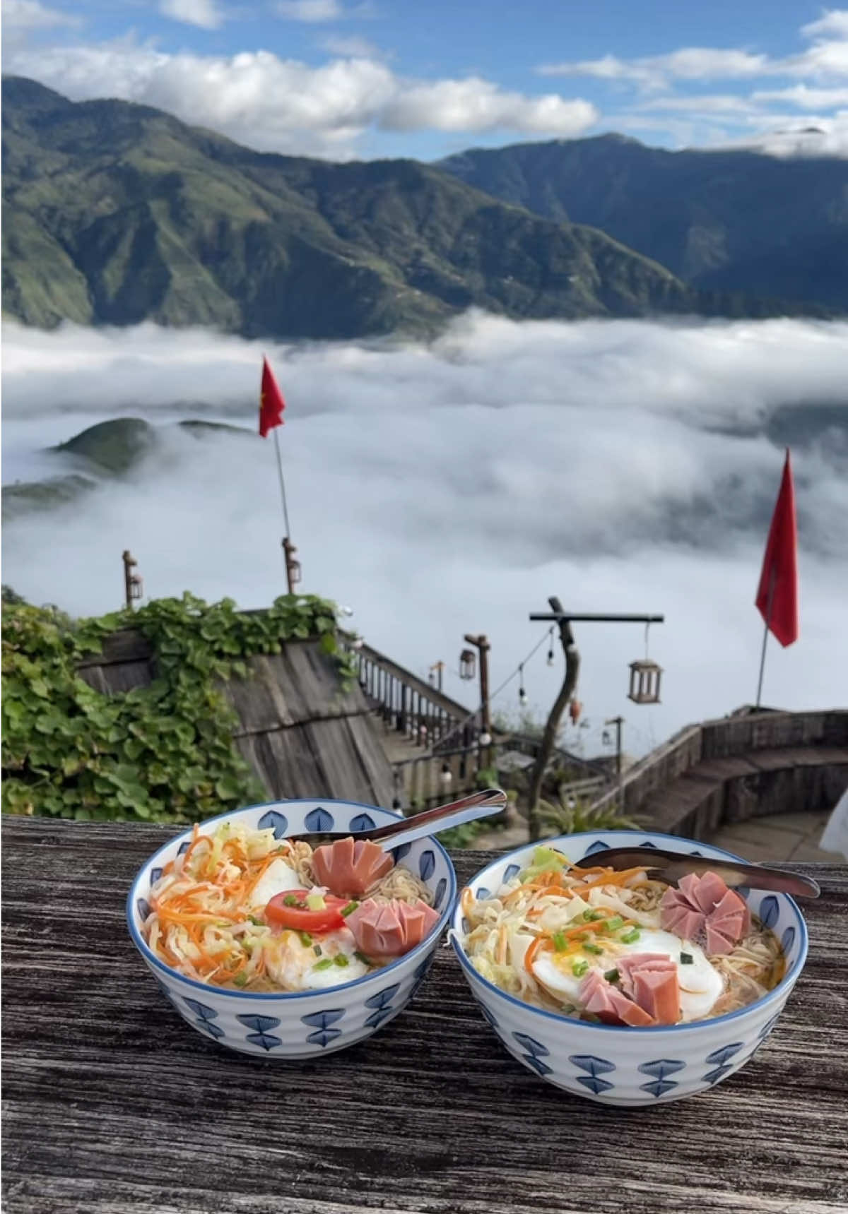 Chỉ là ai cũng có những ngày trẻ #taxua #thaocoffeetaxua #fly 