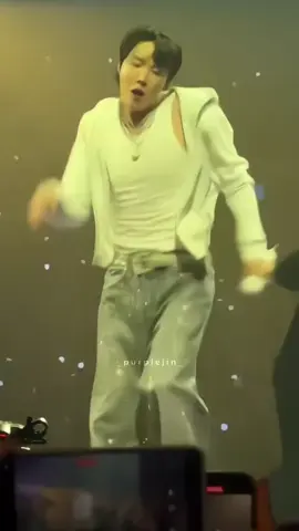🥴🤤🙈😅#Jhope #bts_official_bighit💜💜💜 #tiktok #paratiiiiiiiiiiiiiiiiiiiiiiiiiiii #fyp 
