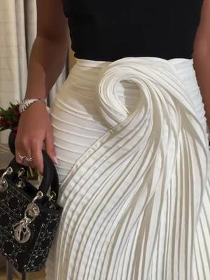 الشحن مجانا على جميع أوامر