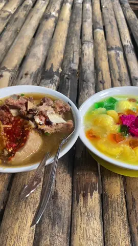 bakso mercon plus es buah jiaan sess tenan 🤤#baksoviral #baksosnibrukbrosot #baksosni #fyp #cepu 