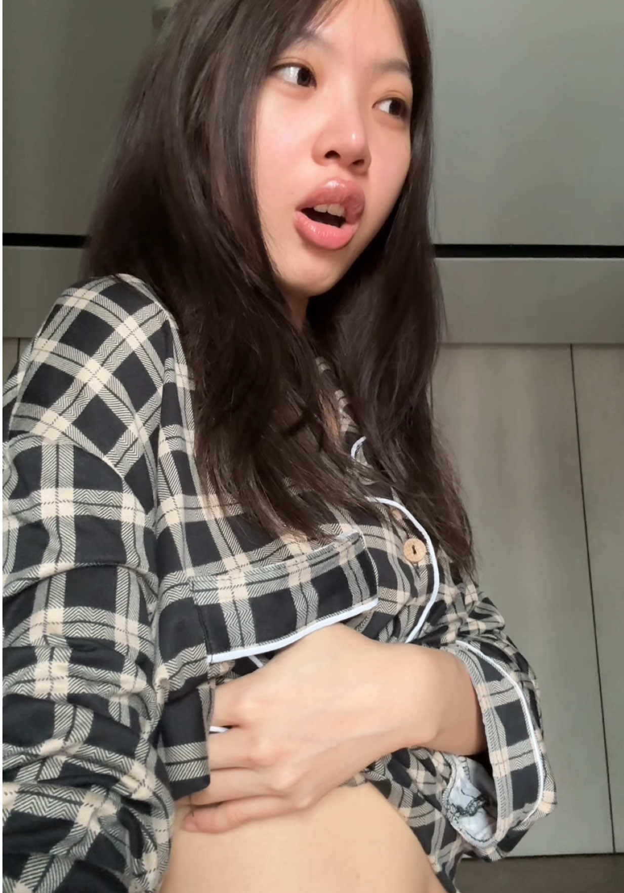 ซ้อก้าดไม่ได้ท้อง โอ่ย