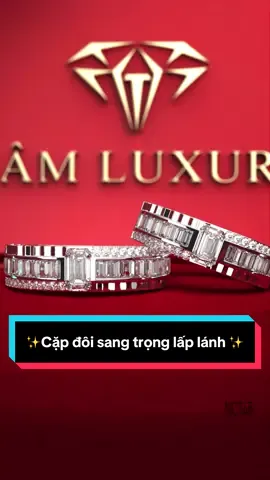 Mẫu nhẫn cưới với thiết kế đặc biệt đính kim cương thiên nhiên tròn và bagurtte với hoạ tiết tinh xảo, lấp lánh đang có sẵn tại #Tamluxury #diamond #nhancuoi #wedding #fyp