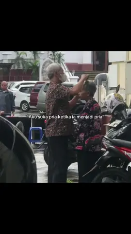 Manifesting🥺❤️ #manifesting #oldcouple #kakeknenek #actsofservice #growoldwithyou 