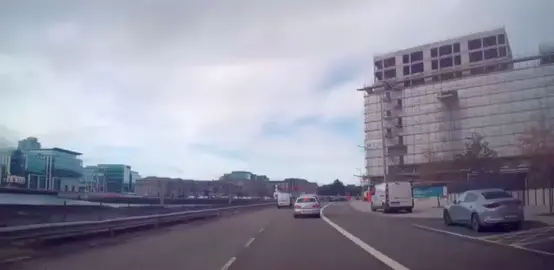 If a collision occurred, who would have been at fault? #corkcity #dashcam #baddriver #mistakeshappen #cork 