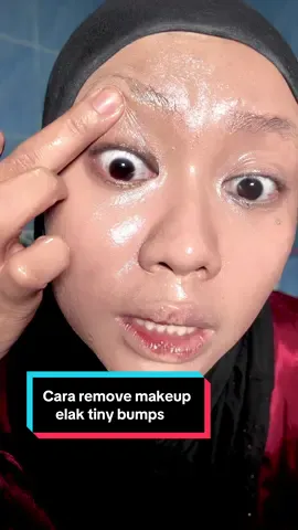 🥺 : Macam mana skin azie takde tiny bumps walaupun makeup hari hari INI RAHSIANYA. CLEANSING OIL 🙌🏼✨ #hadalabomy #cleansingoil 