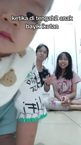 Ketika bayik ikutan joget #babydance #baby14month #babyboy #foryou #cutebaby 