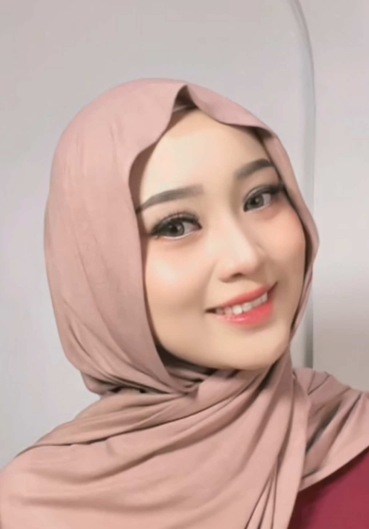 Here’s simple tutorial pashmina oval ✨ super easy hijab style kaya gini 😍🫶🏻  #pashminaoval #pashminanleyot #tutorialhijab #promo1111 #fypviraltiktok🖤シ゚☆♡ 