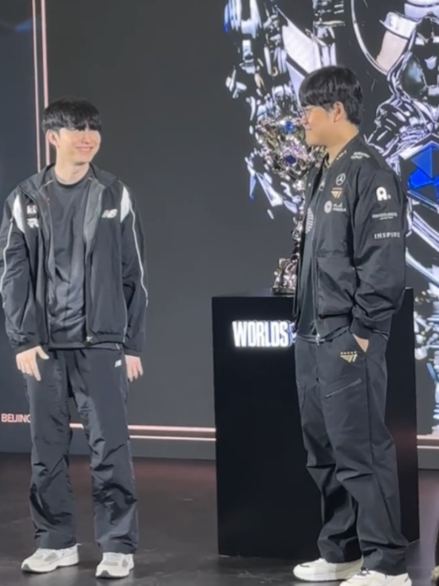 Tự nhiên bắt ngta chơi trò mắt đối mắt là sao 😆 #Oner #Gumayusi #Keria #T1 #T1WIN 