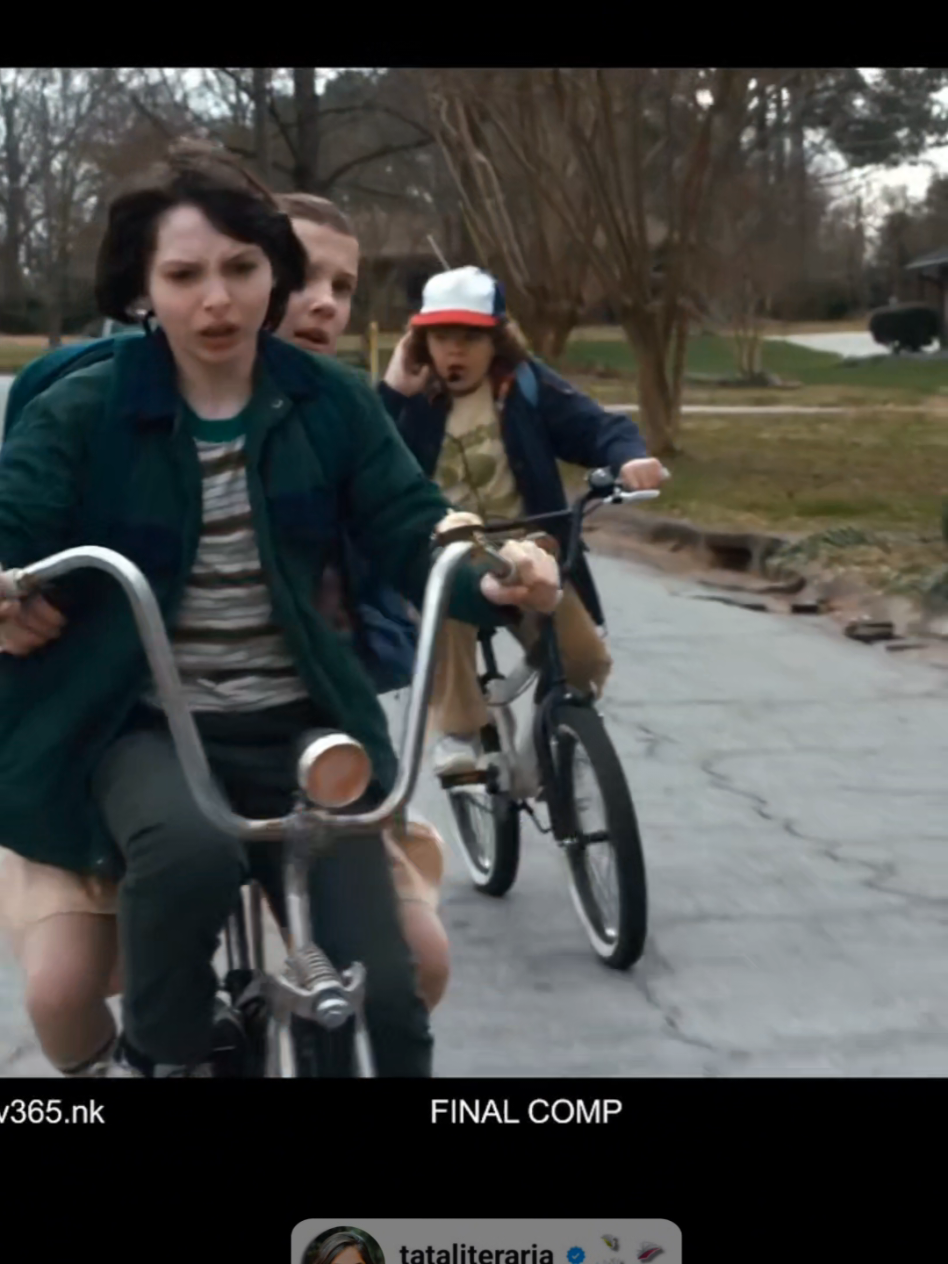 Curiosidade: Finn Wolfhard não sabia andar de bicicleta e usava dublê na série - Vocês sabiam?  Ele aprendeu no dia do evento da Comic Relief Us #netflix #strangerthings #ultimatemporada #ultimatemporada #session 
