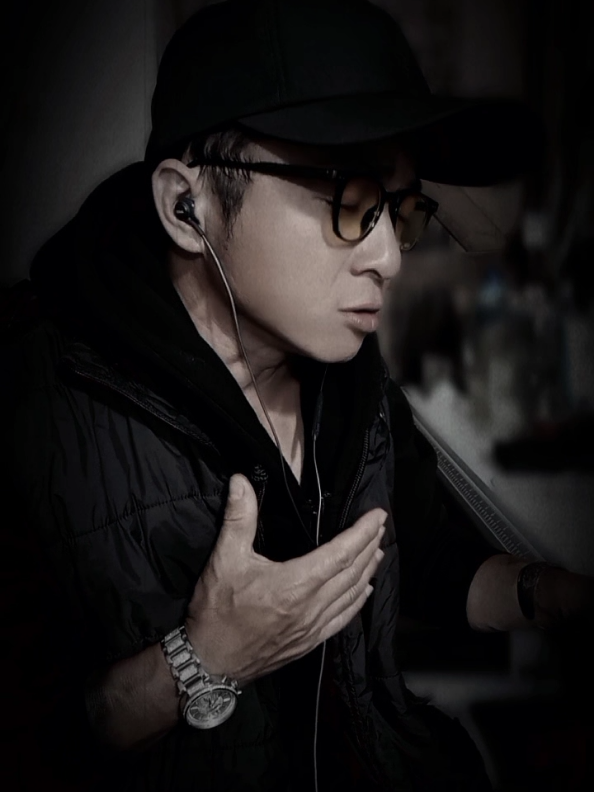 Trả lời @thnhcao427 Chia nữa trăng đêm tàn Em về lại một bên. minh họa lại cảm xúc bài hát bạn thích tặng bạn nha ❤️ chúc bạn buổi tối an lành hạnh phúc nha! #tuoinang15 #xuhuongtiktok #fyp 