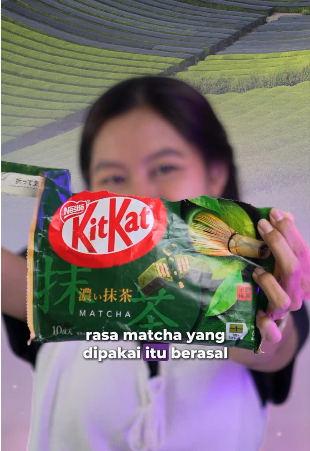 Kenapa sih orang Jepang segitu cintanya sama KitKat Matcha? 🤔 Ternyata, bukan cuma soal rasa tapi soal vibe! 💚 Kitkat Matcha dari Uji, teh hijau terbaik di Jepang! Pahit, manis, creamy… Bisa titip di Bagasian.co.  Klik link di bio yaa! 😉 #jastip #jastipmurah #jastipjepang #handcarrybag #handcarry #fyp #foryou #jastipindo #jastip #jastipindojepang