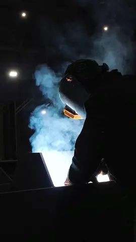 #soundviral #trend #foryoupage #cinematic #welder 