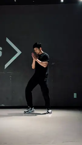 Húu #dance #dancecover #nhaytrendtiktok #fyp #tiktokdance 