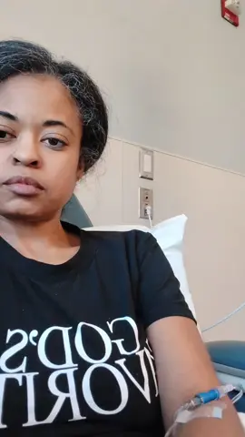 16 years is a looonnnnnnnggggg time to be on this type of treatment. I didn't understand when my care team pushed me starting this drug in order to be released from the hospital and get back home to my babies that they'd want me to continue until I expire...??? Anyways, it's been a long road but earlier this year I finally got my doctor to agree to wean me off. But then mayhem ensued. I'm not giving up though 💕 remicade will NOT hold me hostage. #myucjourney #ulcerativecolitis #autoimmunewarrior 