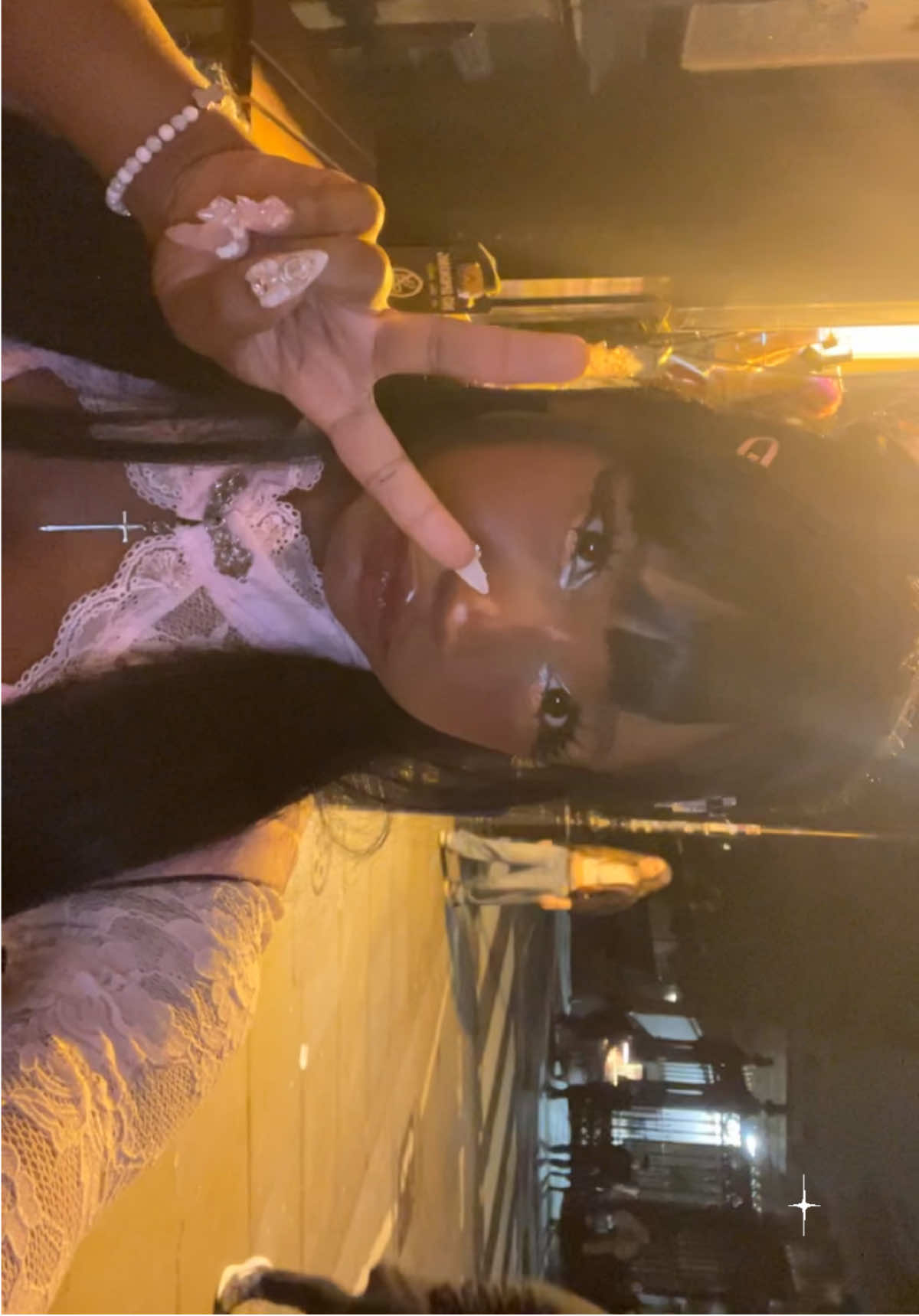 come travel with me🇬🇧 (  ୨୧⁰̷̴͈ ᵕ ˘͈) ♡˚₊✩ #fypシ #kawaiigirl #london #cutecore #vlogger 