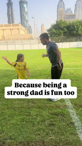 💪🏻 Because being a strong dad is fun 💪🏻 There’s nothing better than being able to scoop your kids up, throw them on your shoulders, or carry them when they’re tired or follow trends like this video, without feeling out of breath or worrying your back’s going to give out. Strength isn’t just about lifting weights… it’s about keeping up with the little people who look up to you. It’s about being a role model…  If you want to be the dad who’s fit, strong, and full of energy for his kids, DM me the words “STRONG DAD” and I’ll show you how. #TeamHH #strongdad #daddysgirl #fitdad 